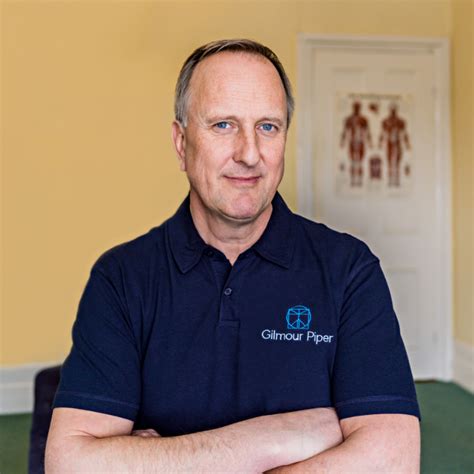 Osteopaths in Soho .